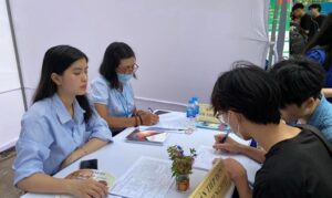 Tư vấn hướnga nghiệp cho nguồi đi lâm